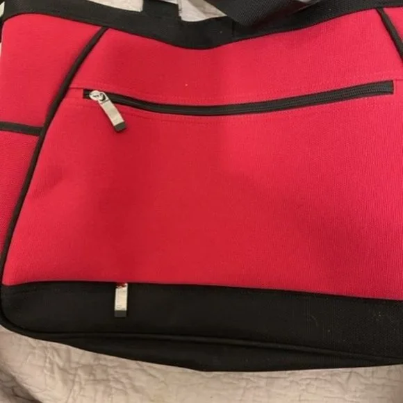 LAST CALL Studio D Large Tote w/Laptop Case - limited time sale - Picture 2 of 6